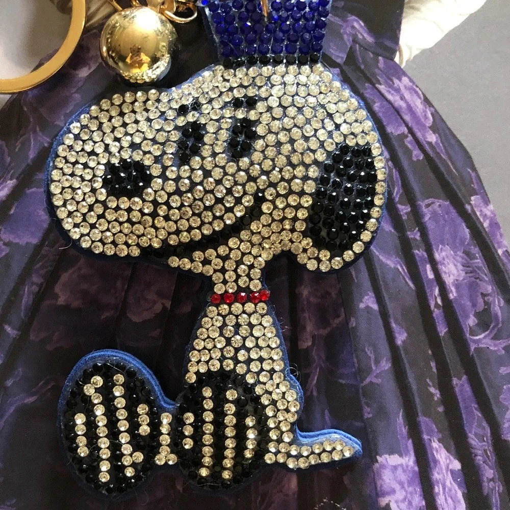 NWOT Rhinestone Snoopy Keychain/Clip Charm - Picture 5 of 9